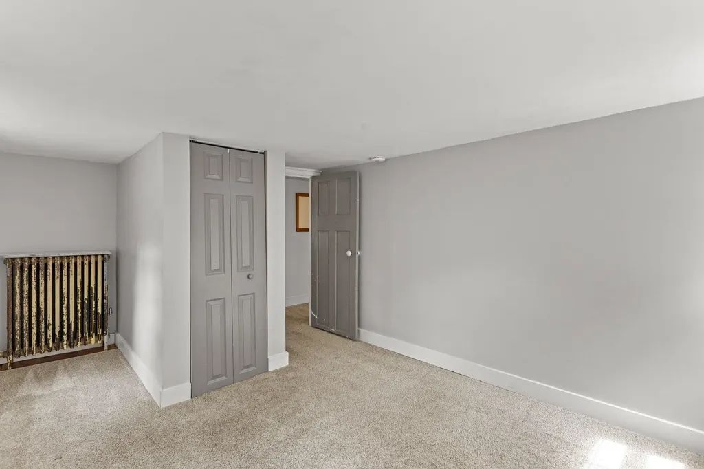 111 Manchester Street Nashua NH 03064