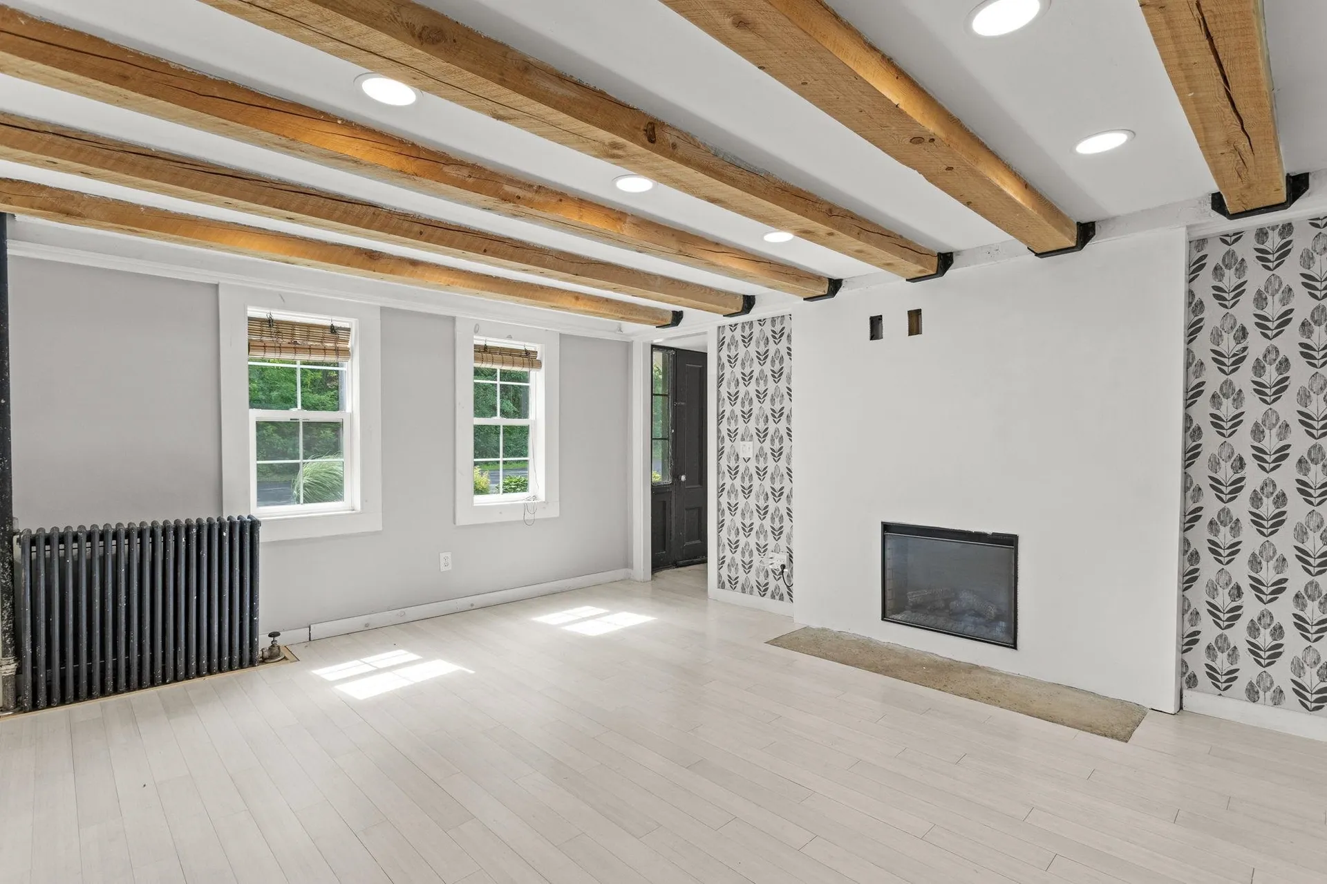 111 Manchester Street Nashua NH 03064