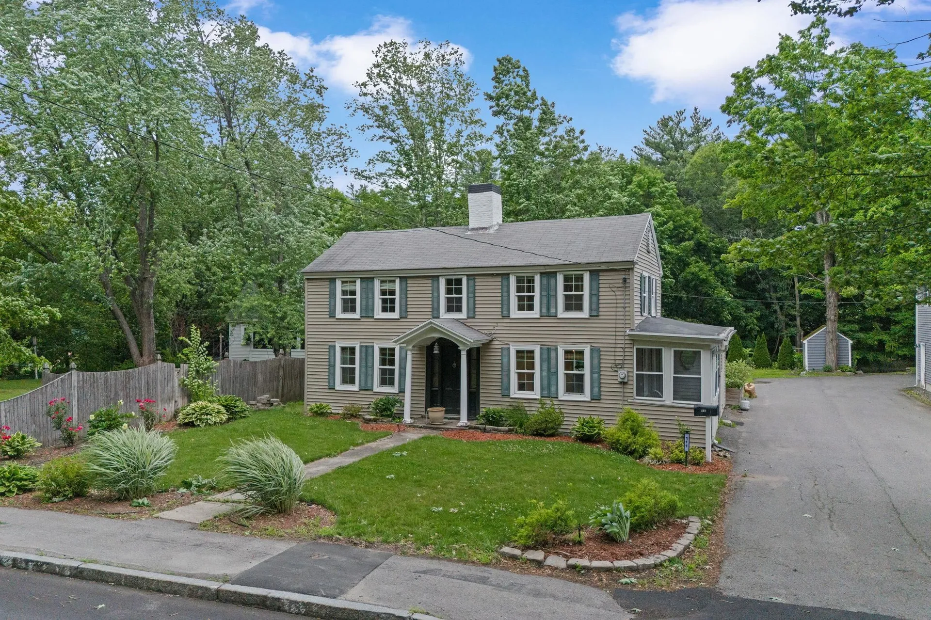 111 Manchester Street Nashua NH 03064