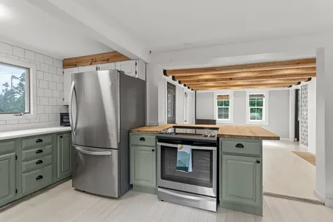 111 Manchester Street Nashua NH 03064