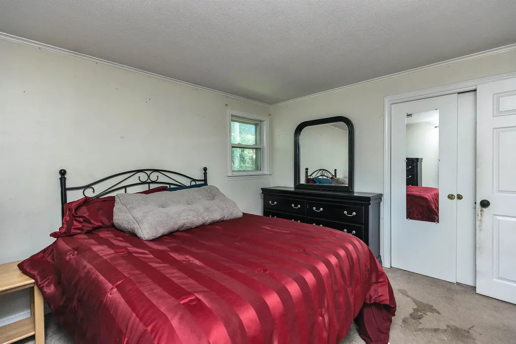 34 Caye Lane Manchester NH 03103