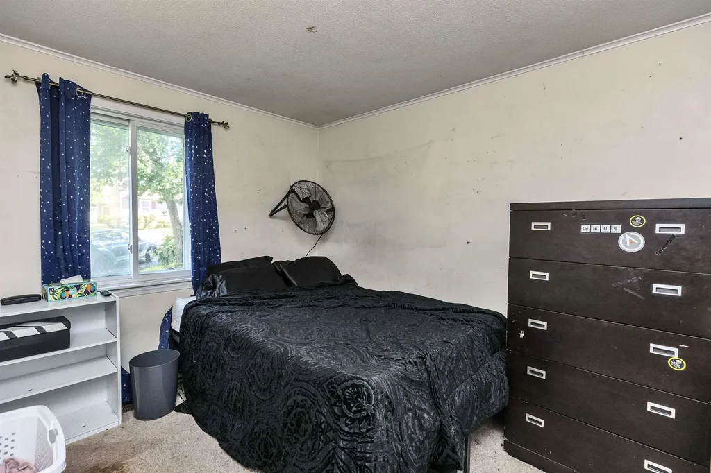 34 Caye Lane Manchester NH 03103