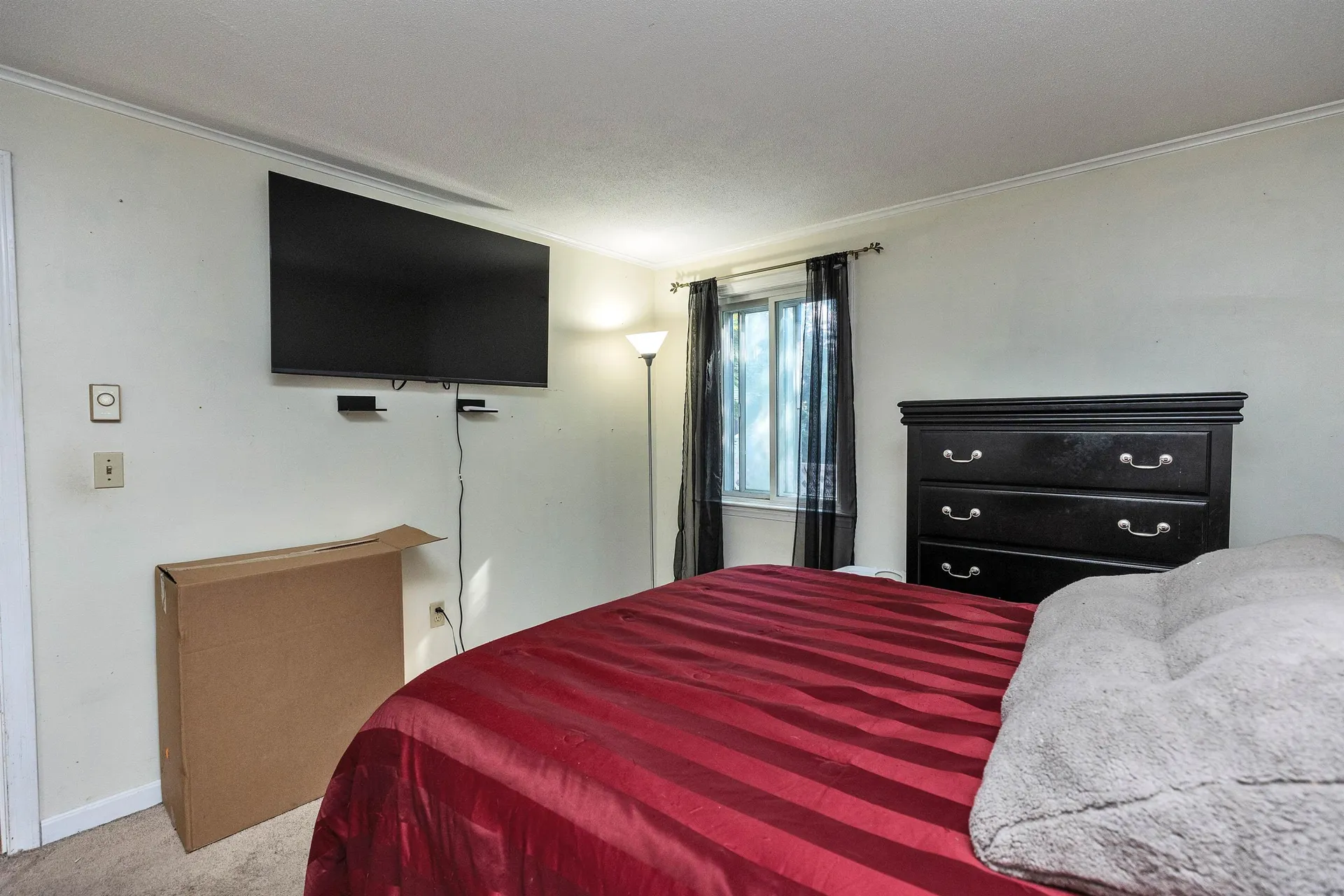 34 Caye Lane Manchester NH 03103