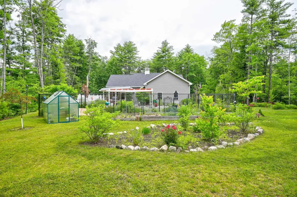 274 Old Goshen Road Conway NH 03813