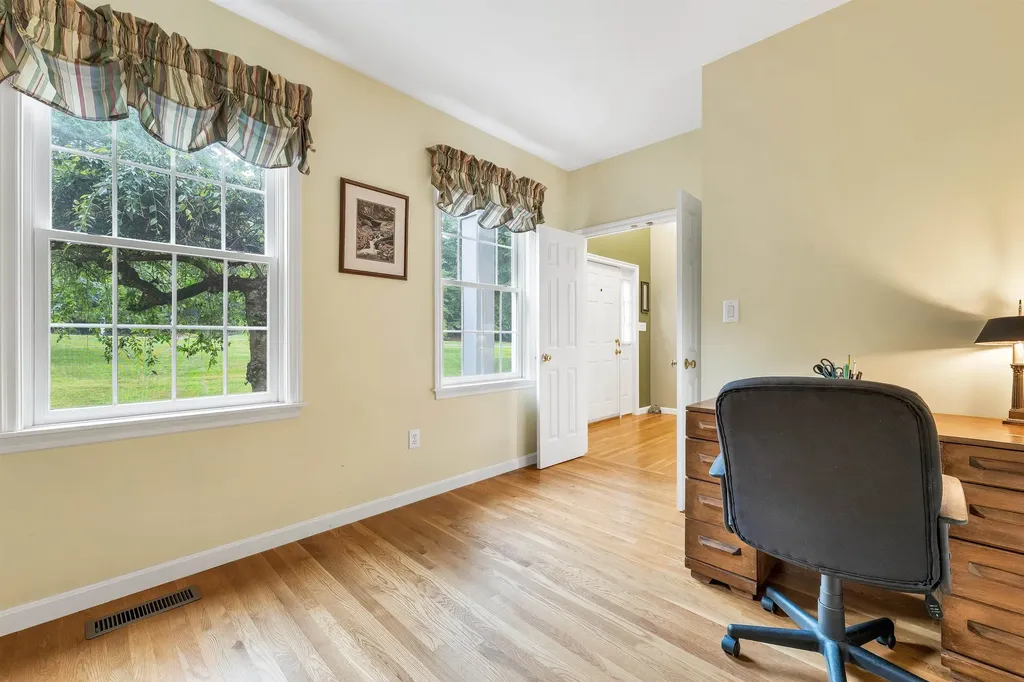 55 Dunlap Drive Bedford NH 03110