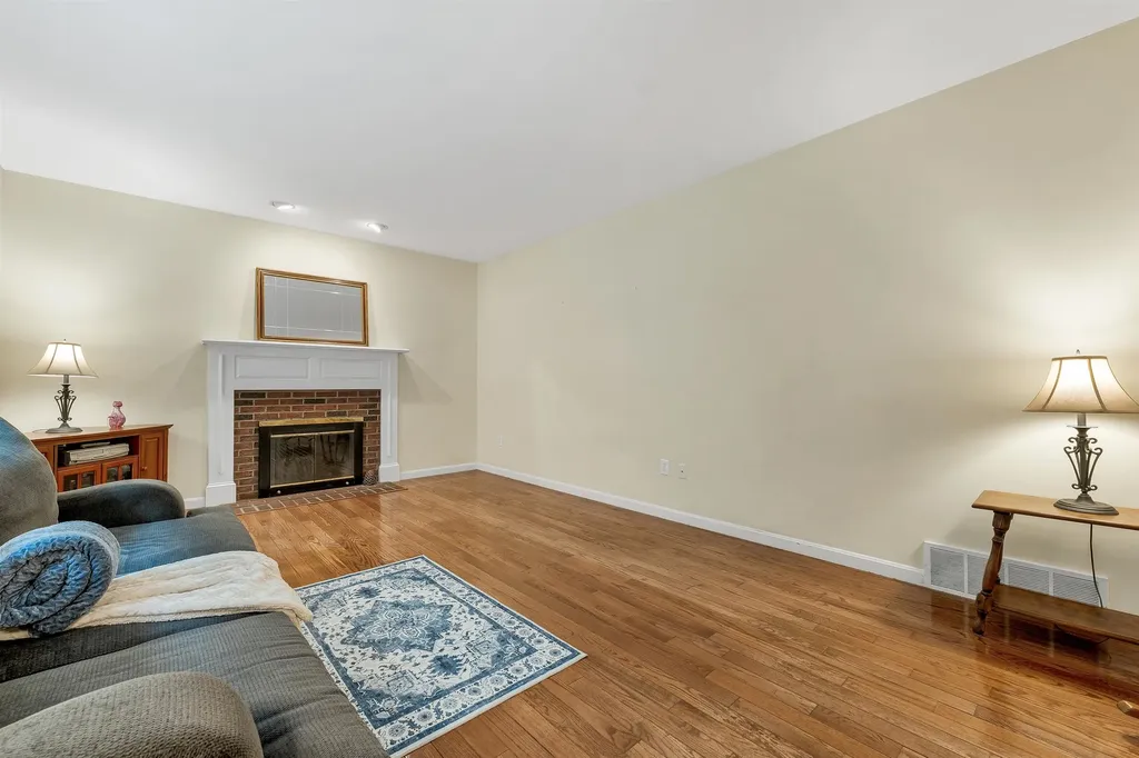 55 Dunlap Drive Bedford NH 03110