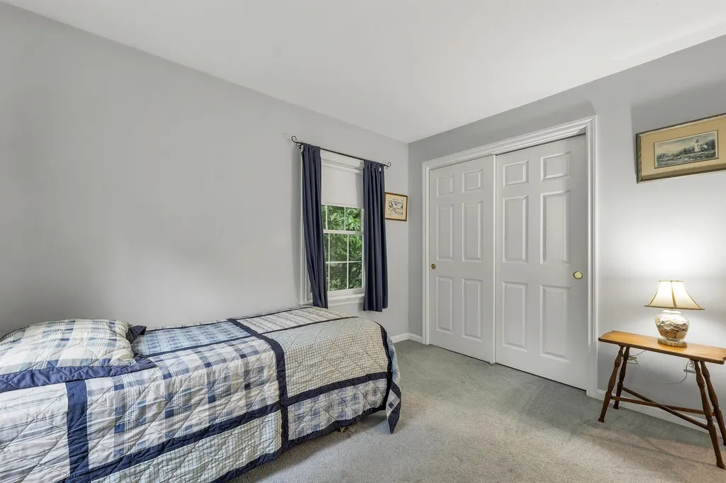 55 Dunlap Drive Bedford NH 03110