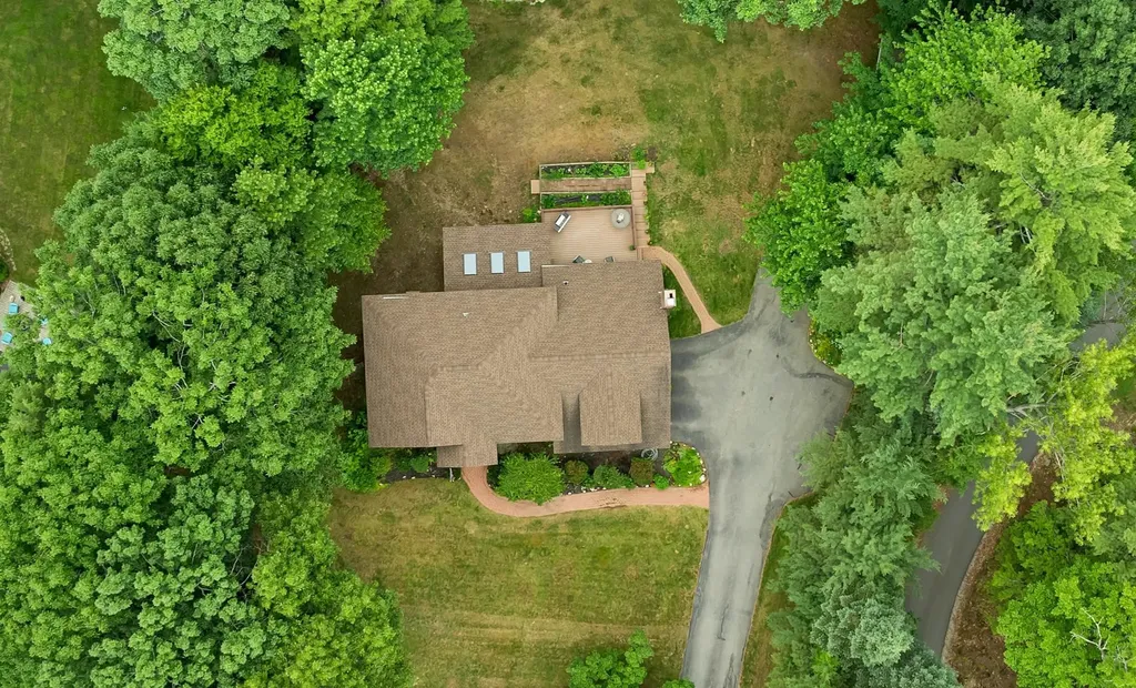 55 Dunlap Drive Bedford NH 03110