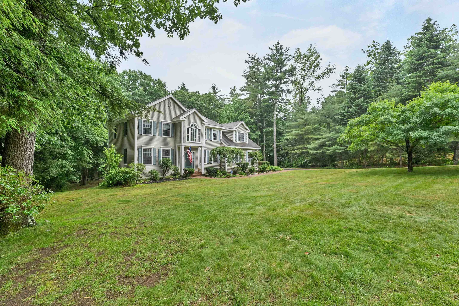 55 Dunlap Drive Bedford NH 03110