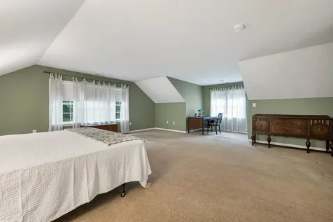 55 Dunlap Drive Bedford NH 03110