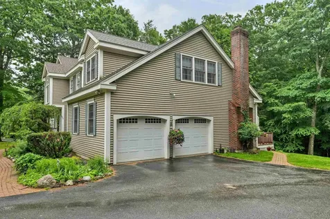 55 Dunlap Drive Bedford NH 03110