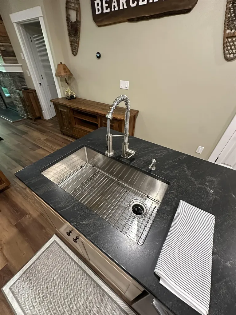 9 Riverside Terrace Drive Lincoln NH 03251