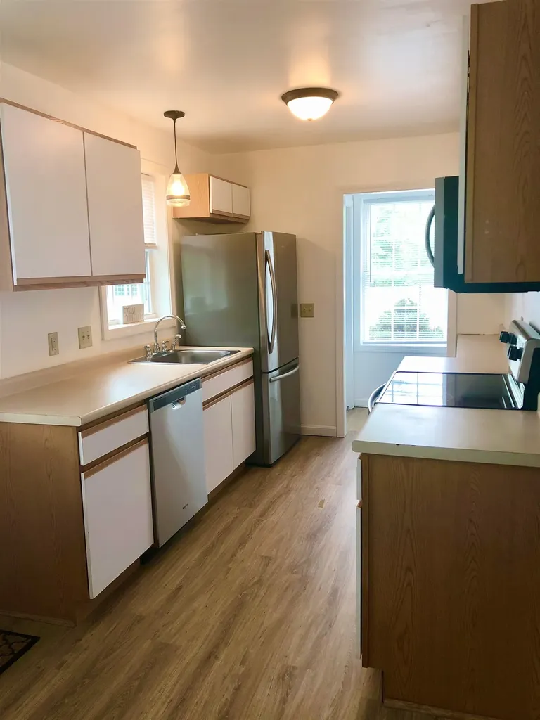 104 Lock Street Nashua NH 03064