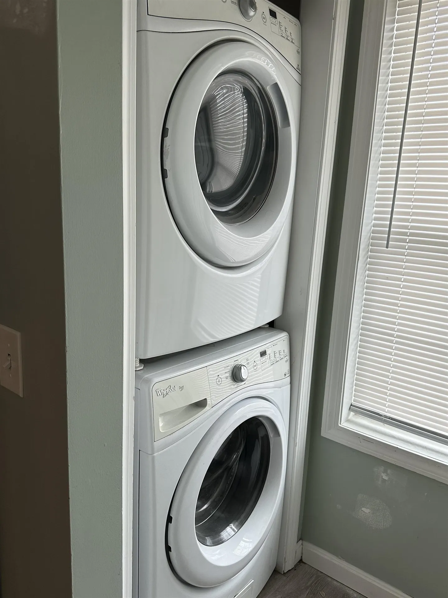 104 Lock Street Nashua NH 03064