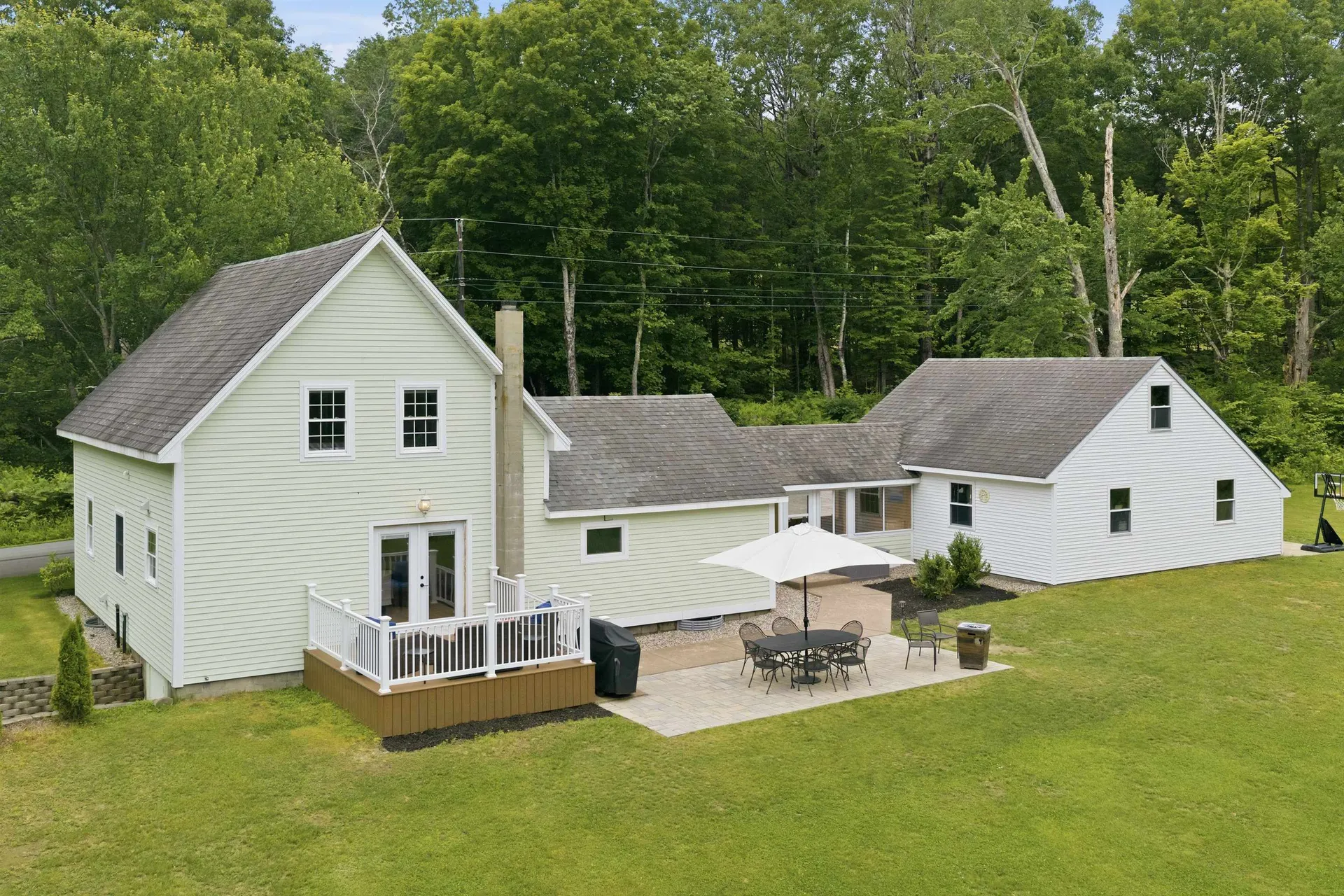 148 E Holderness Road Holderness NH 03245