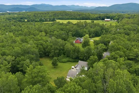 148 E Holderness Road Holderness NH 03245