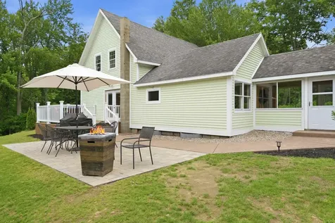 148 E Holderness Road Holderness NH 03245