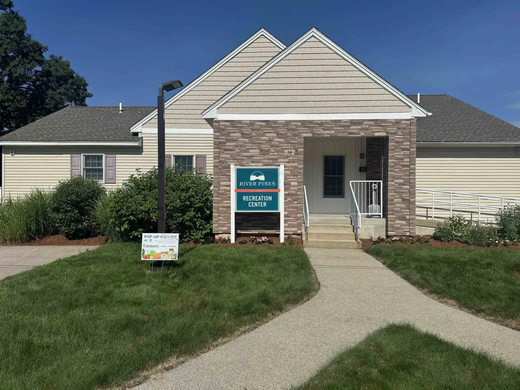4 Manorcrest Drive Nashua NH 03062