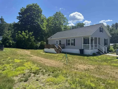 4 Manorcrest Drive Nashua NH 03062