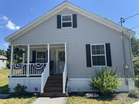 4 Manorcrest Drive Nashua NH 03062