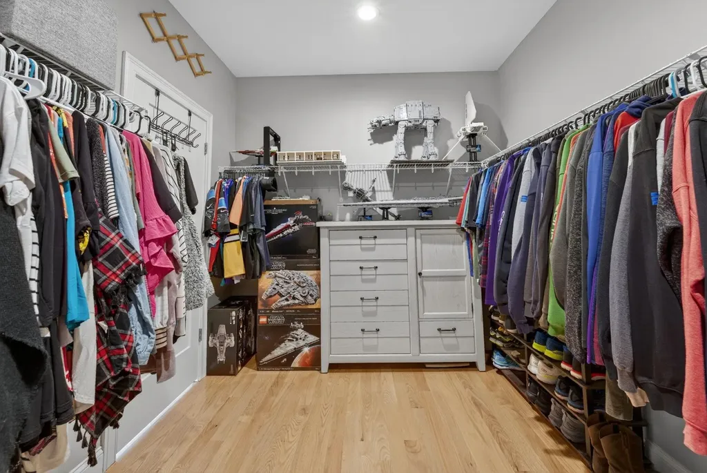 21 Walnut Hill Drive Hooksett NH 03106