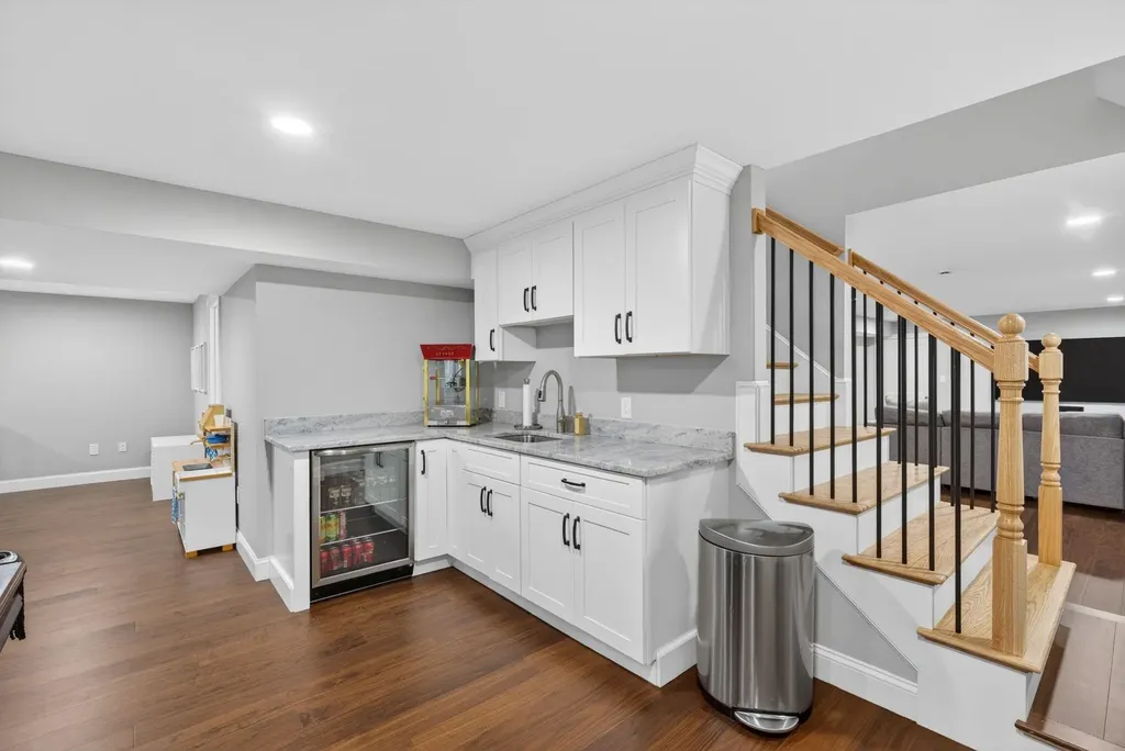 21 Walnut Hill Drive Hooksett NH 03106