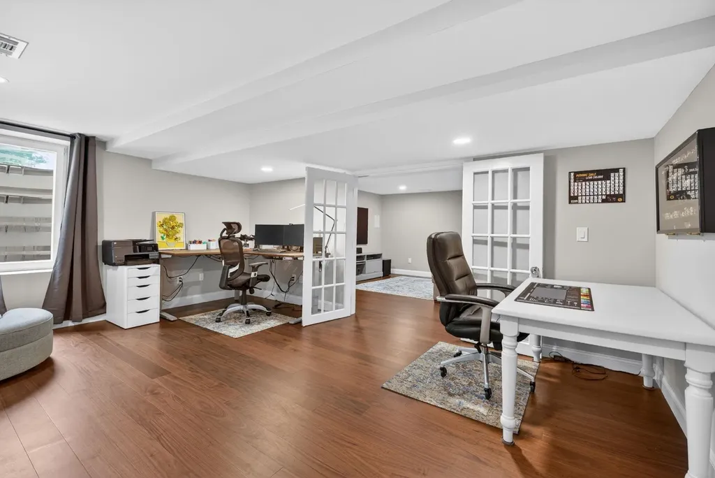 21 Walnut Hill Drive Hooksett NH 03106