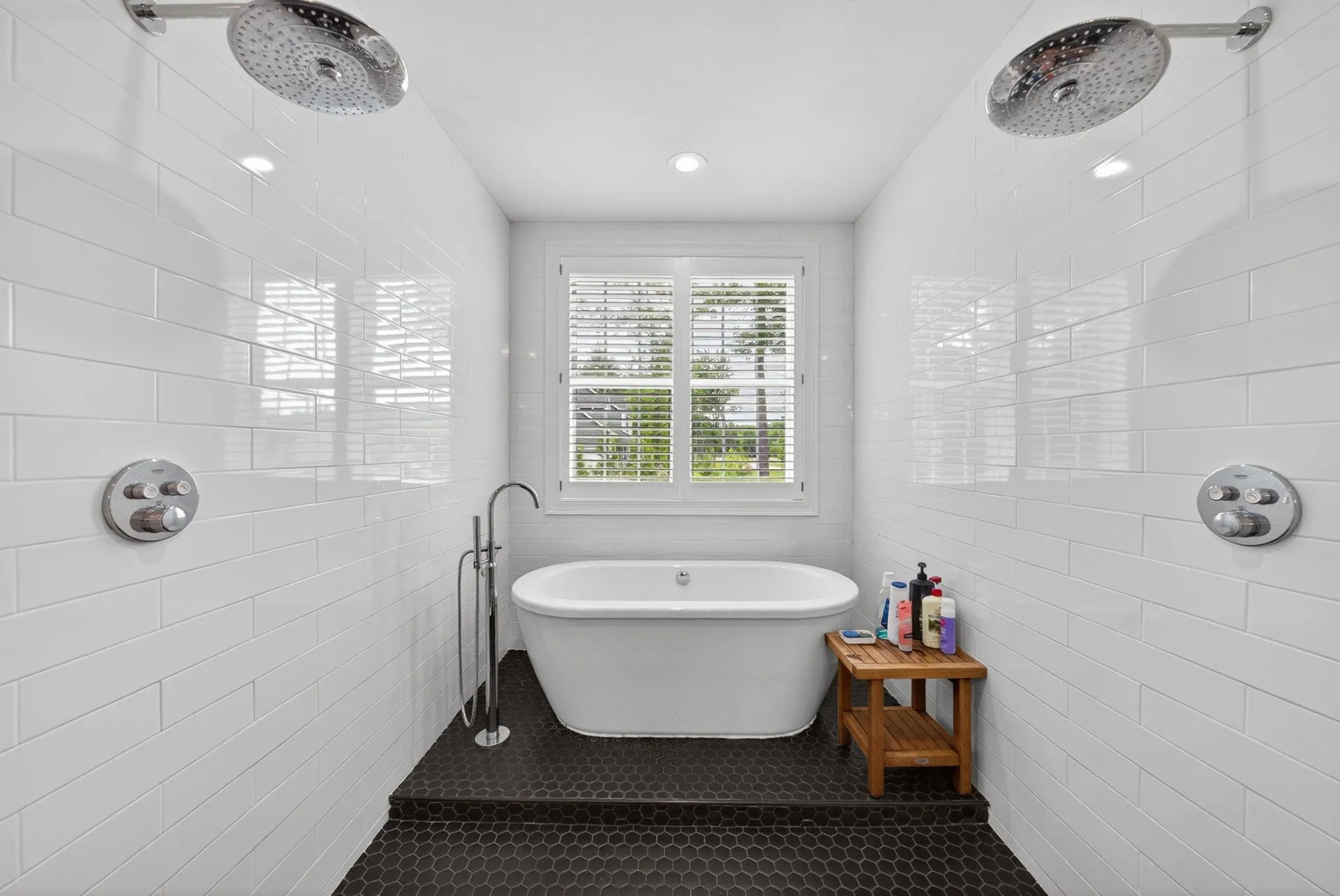 21 Walnut Hill Drive Hooksett NH 03106