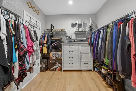 21 Walnut Hill Drive Hooksett NH 03106
