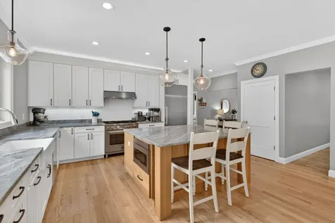 21 Walnut Hill Drive Hooksett NH 03106