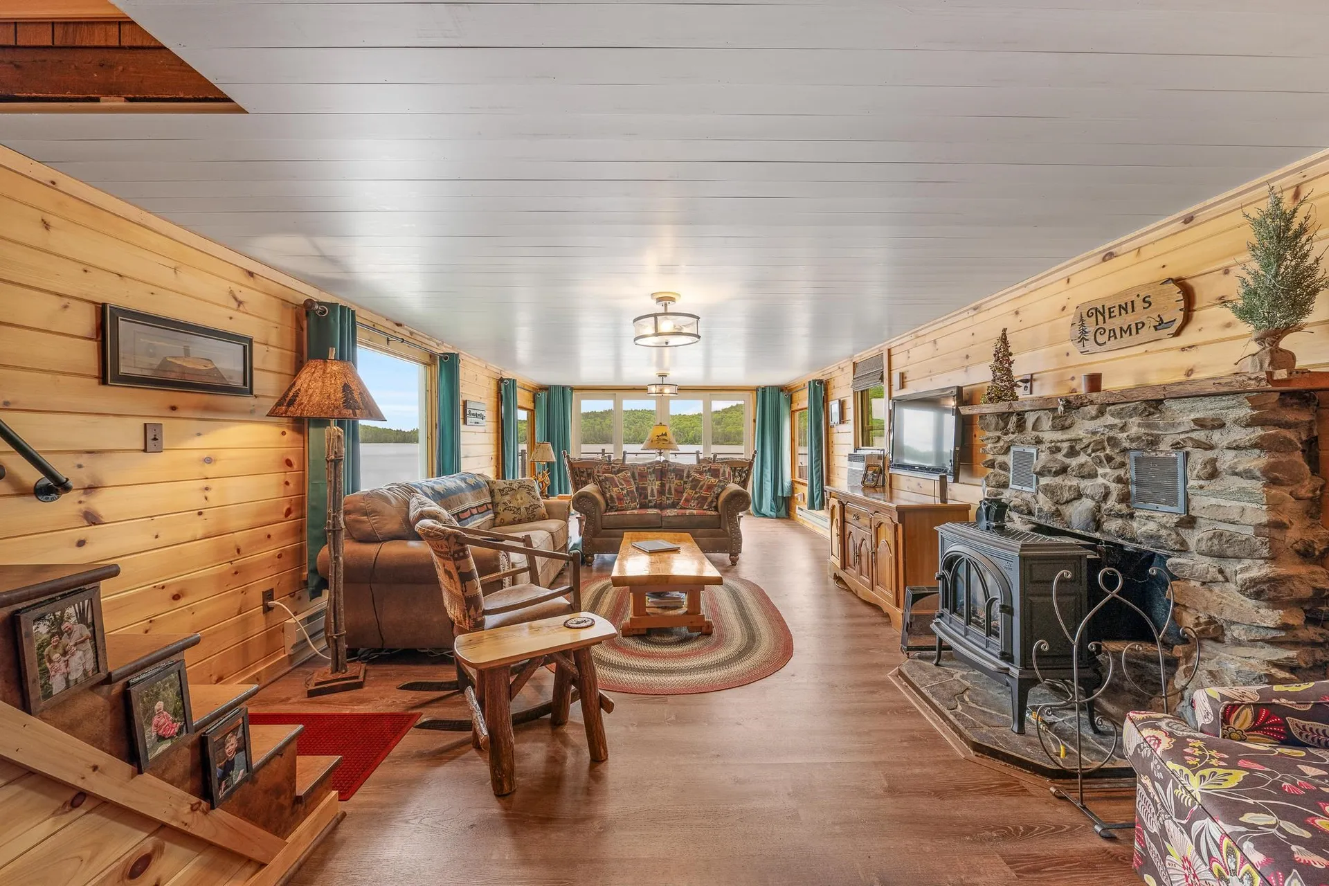1437 Diamond Pond Road Stewartstown NH 03576