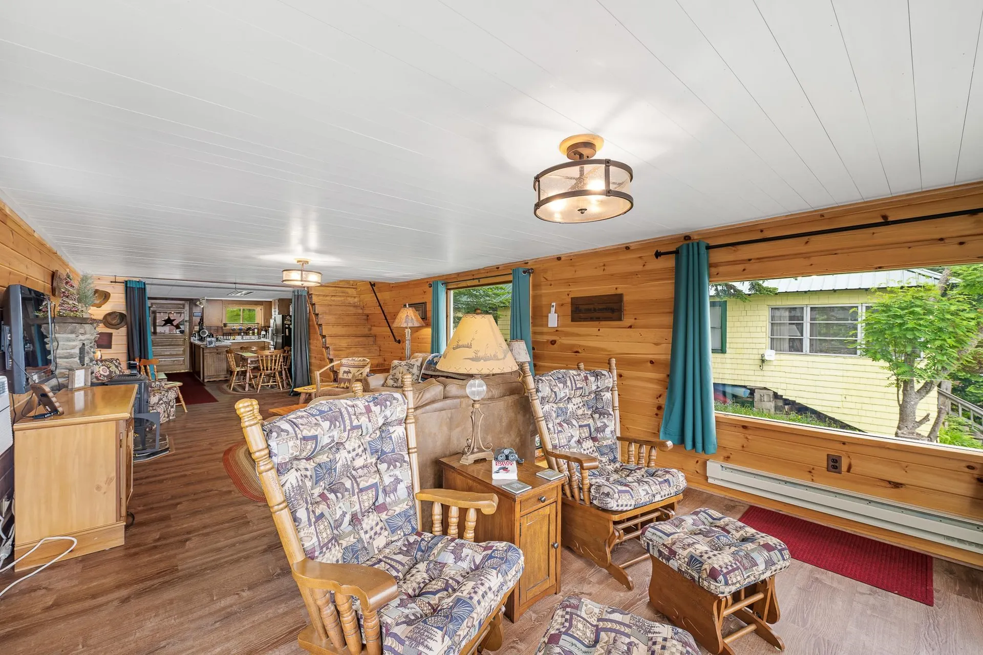 1437 Diamond Pond Road Stewartstown NH 03576