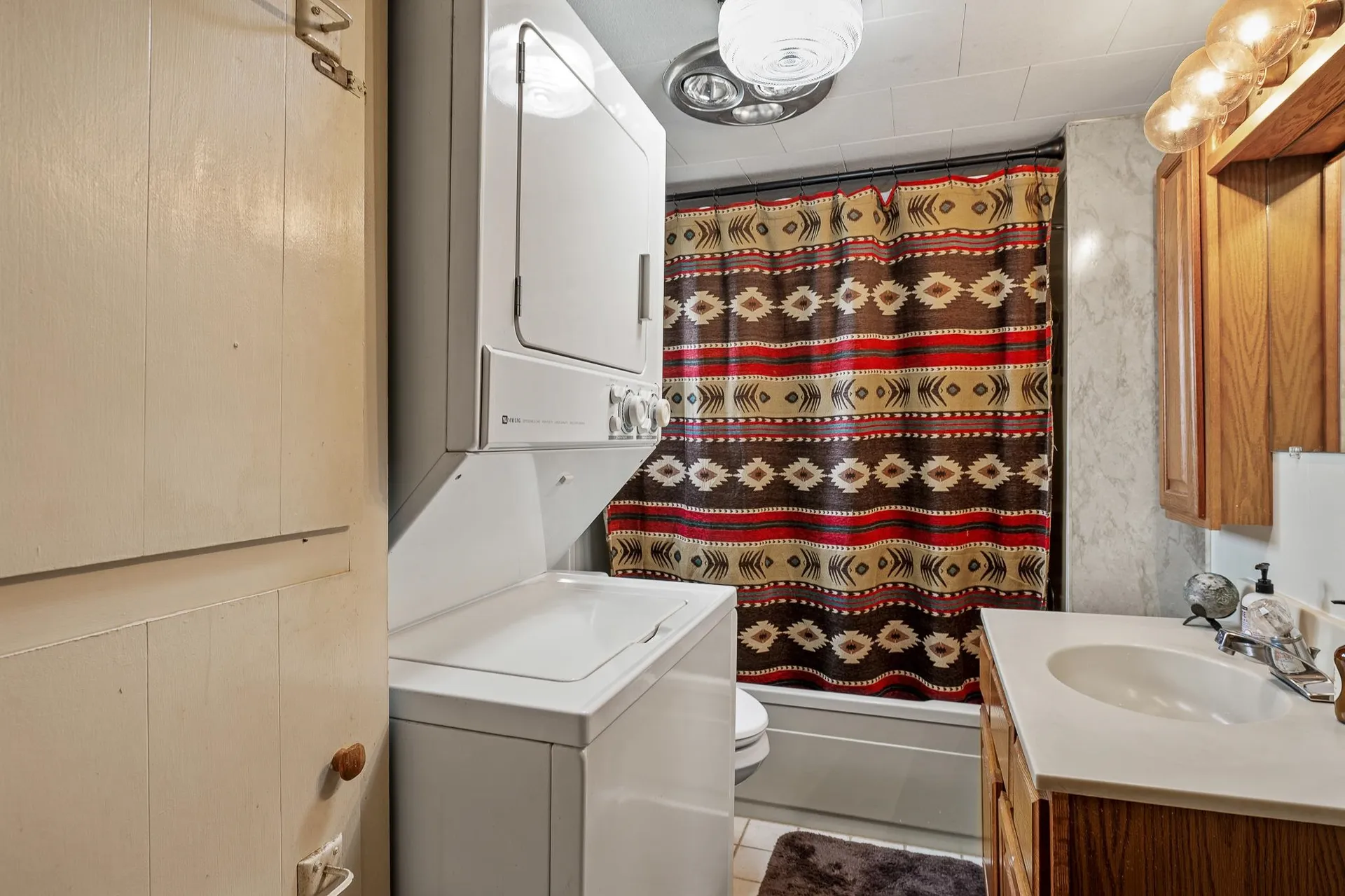 1437 Diamond Pond Road Stewartstown NH 03576