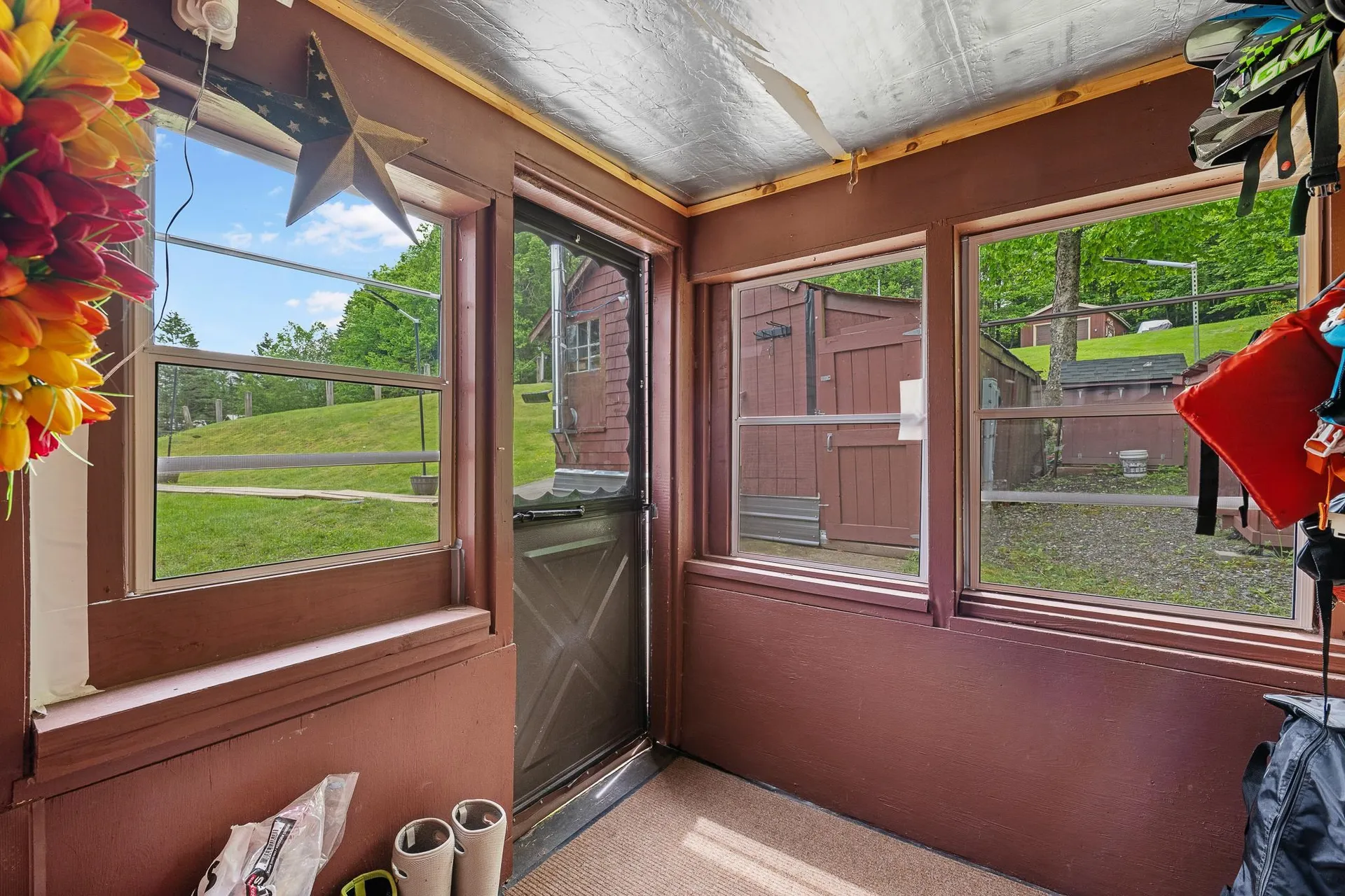 1437 Diamond Pond Road Stewartstown NH 03576