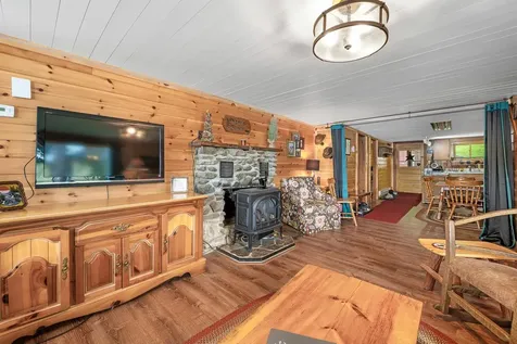 1437 Diamond Pond Road Stewartstown NH 03576