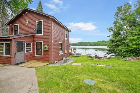 1437 Diamond Pond Road Stewartstown NH 03576