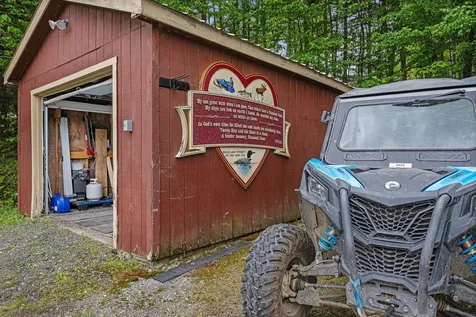 1437 Diamond Pond Road Stewartstown NH 03576