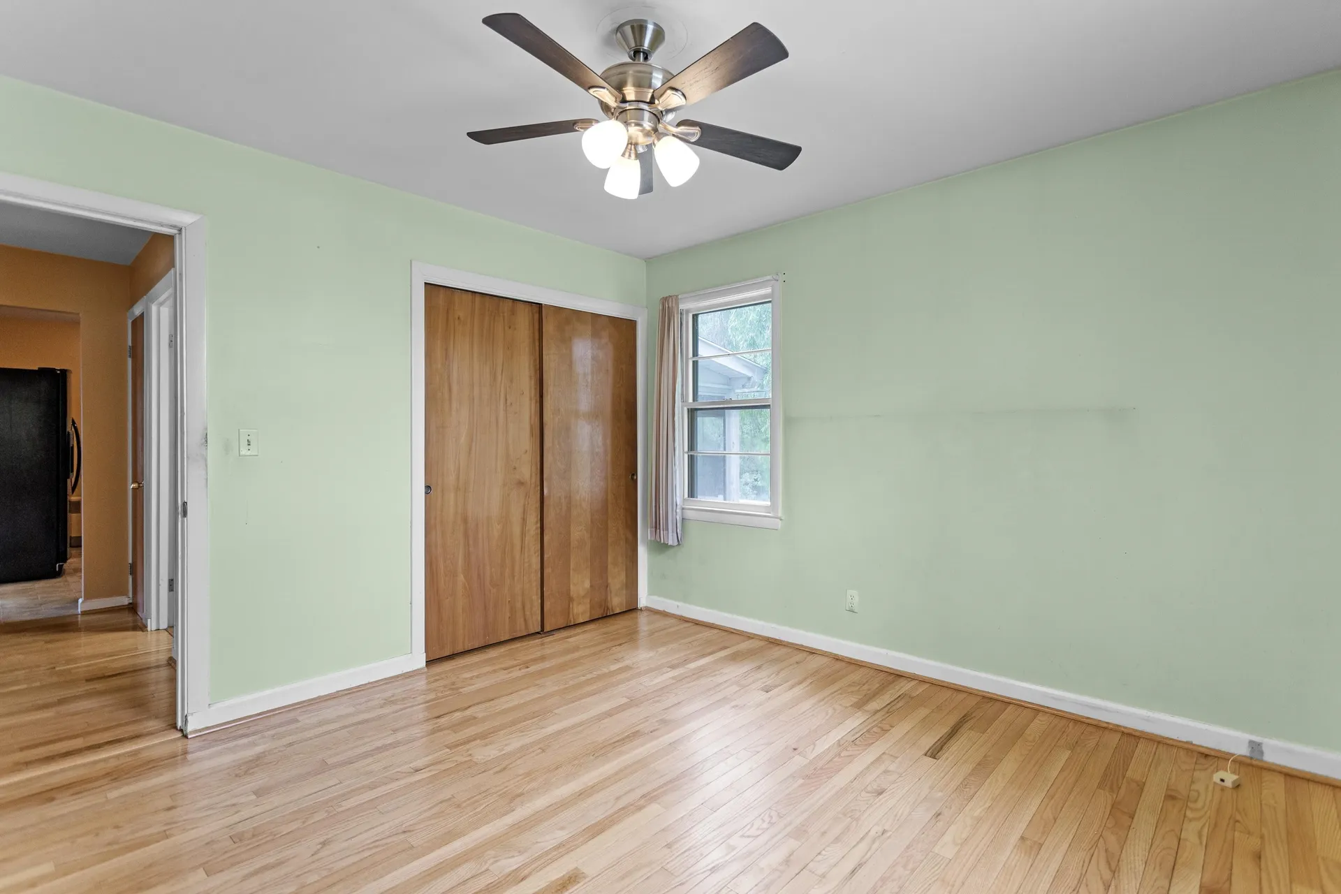 87 Broadway Avenue Manchester NH 03104
