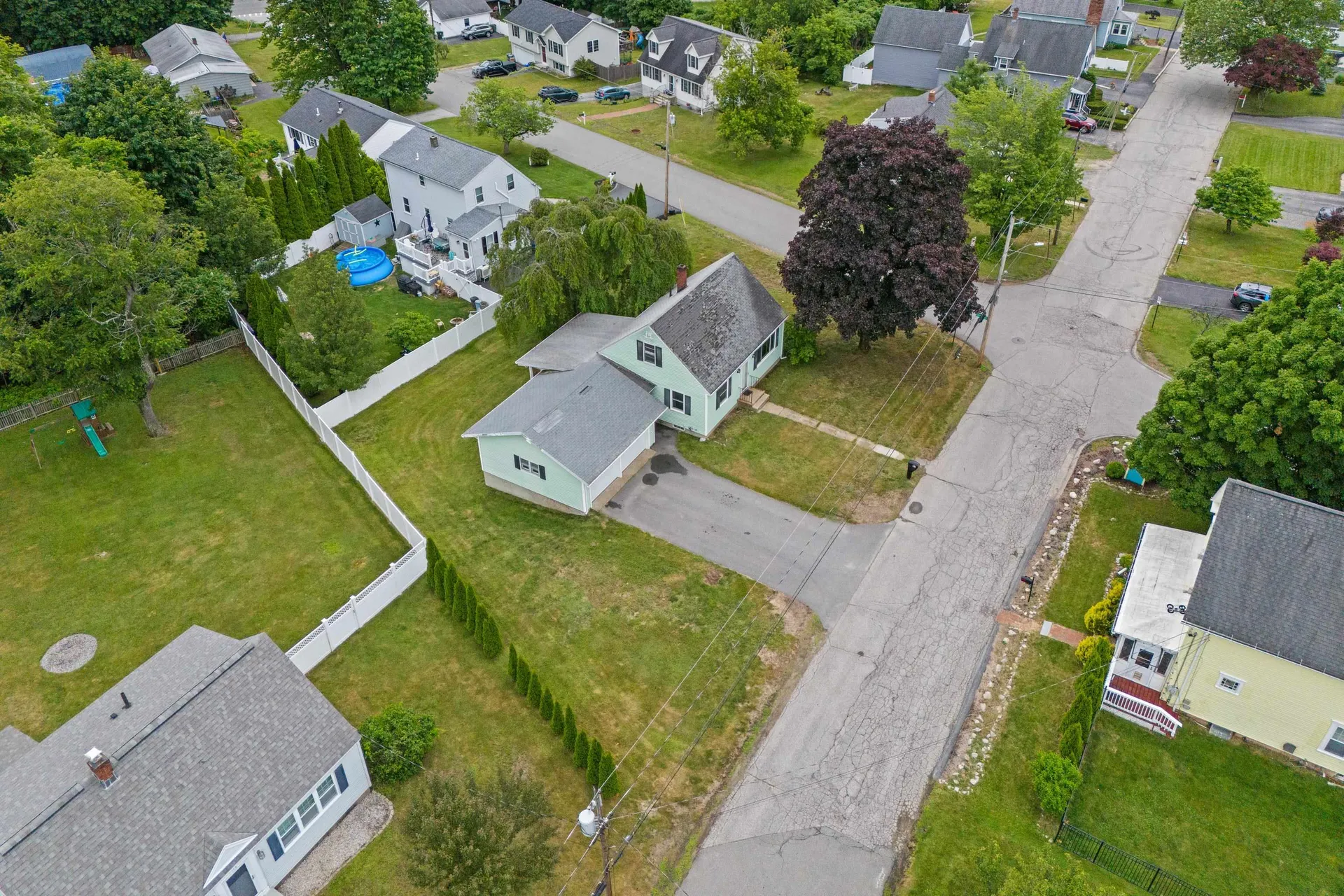 87 Broadway Avenue Manchester NH 03104