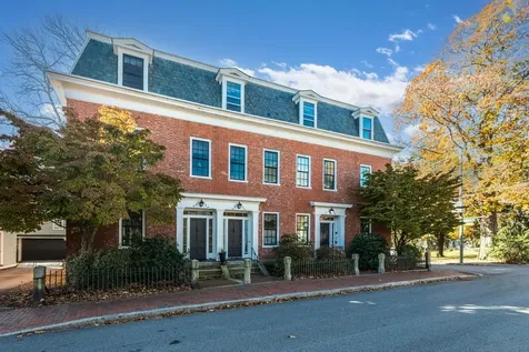290 Pleasant Street Portsmouth NH 03801
