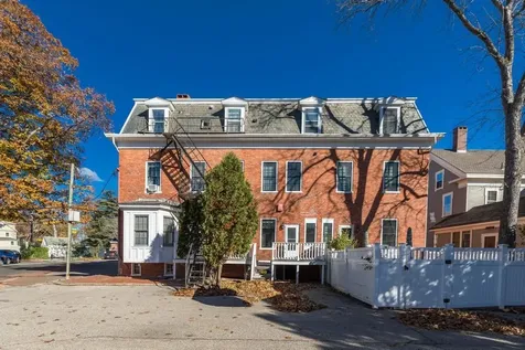 290 Pleasant Street Portsmouth NH 03801
