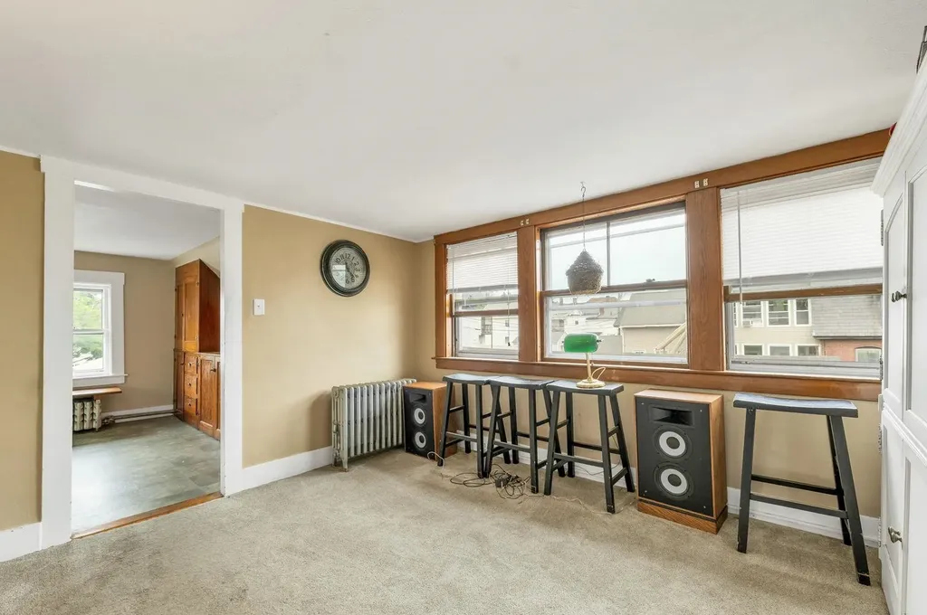 66 Ash Street Manchester NH 03104