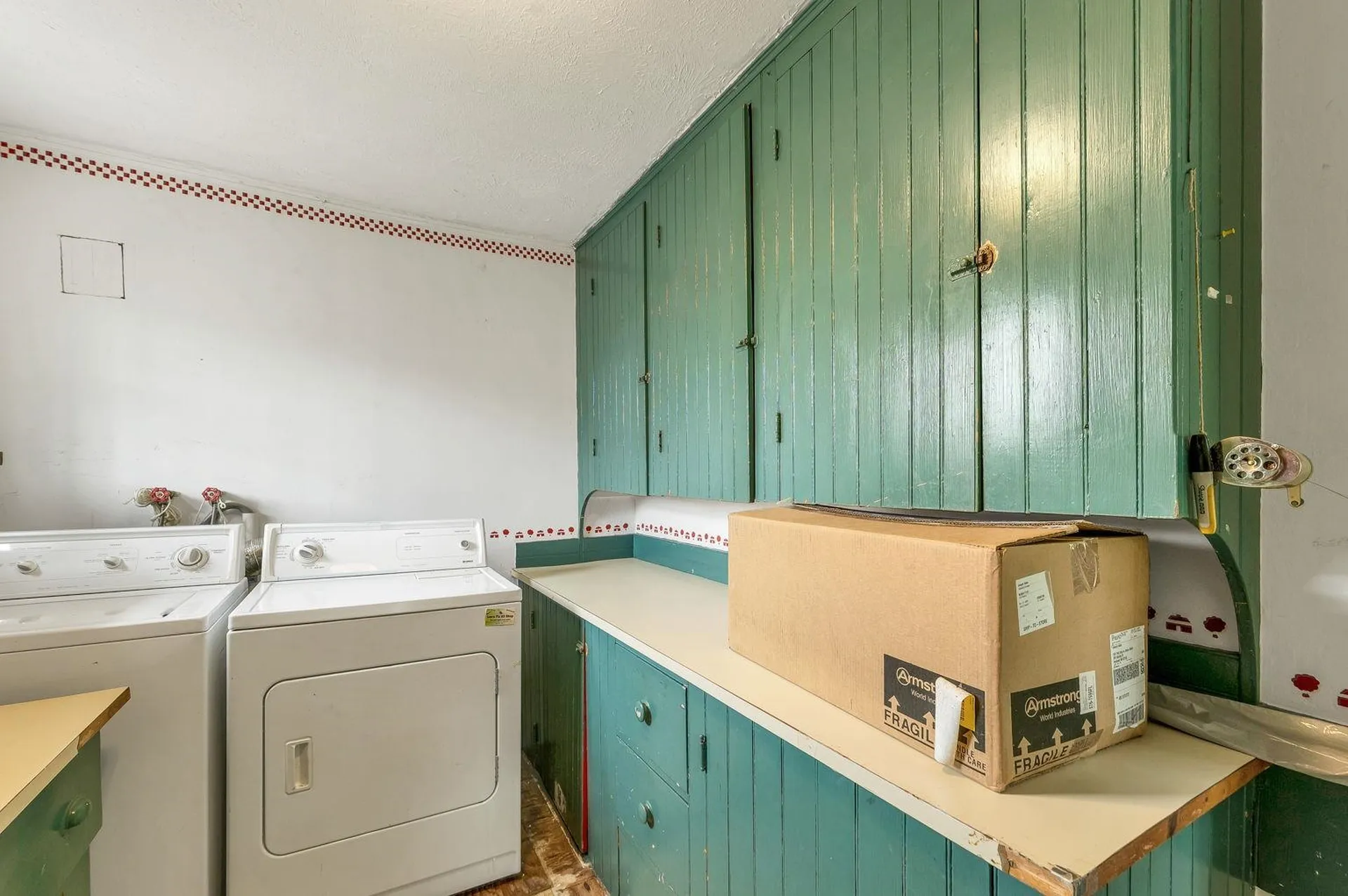 66 Ash Street Manchester NH 03104