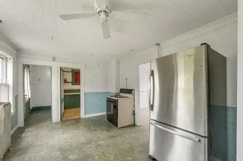 66 Ash Street Manchester NH 03104