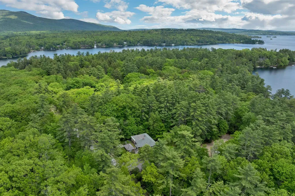 582 Shaker Jerry Road Moultonborough NH 03254