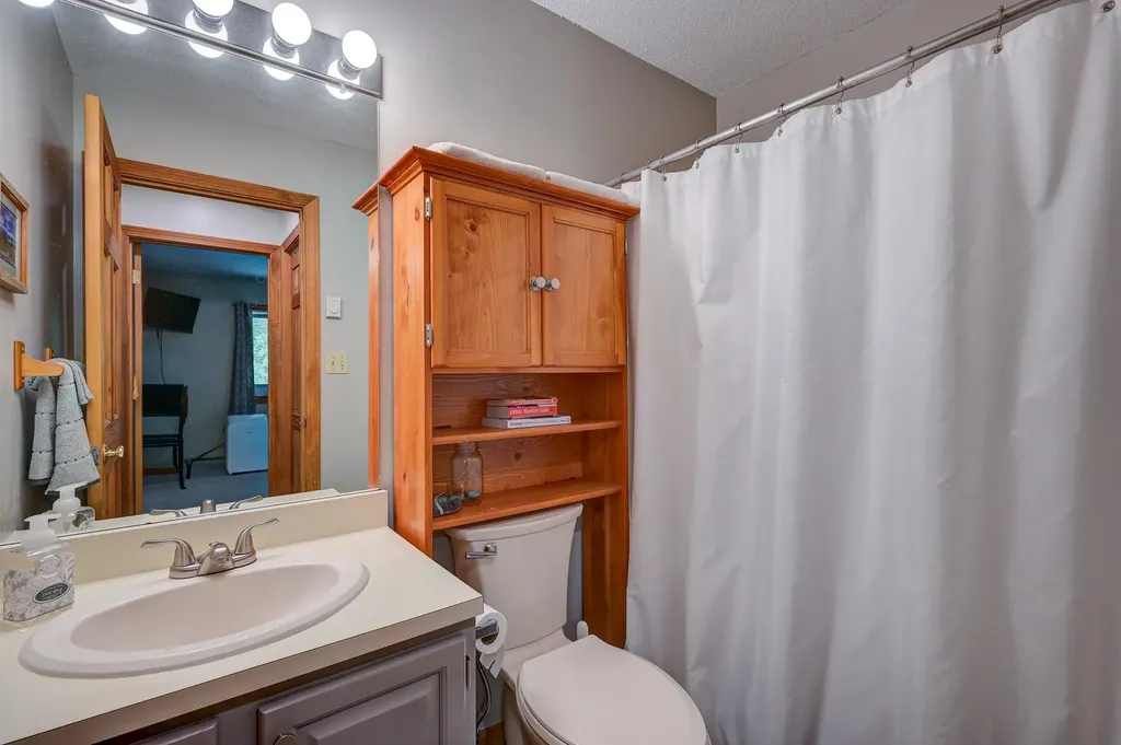 23 Northbrook Circle Conway NH 03860