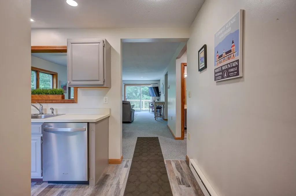 23 Northbrook Circle Conway NH 03860