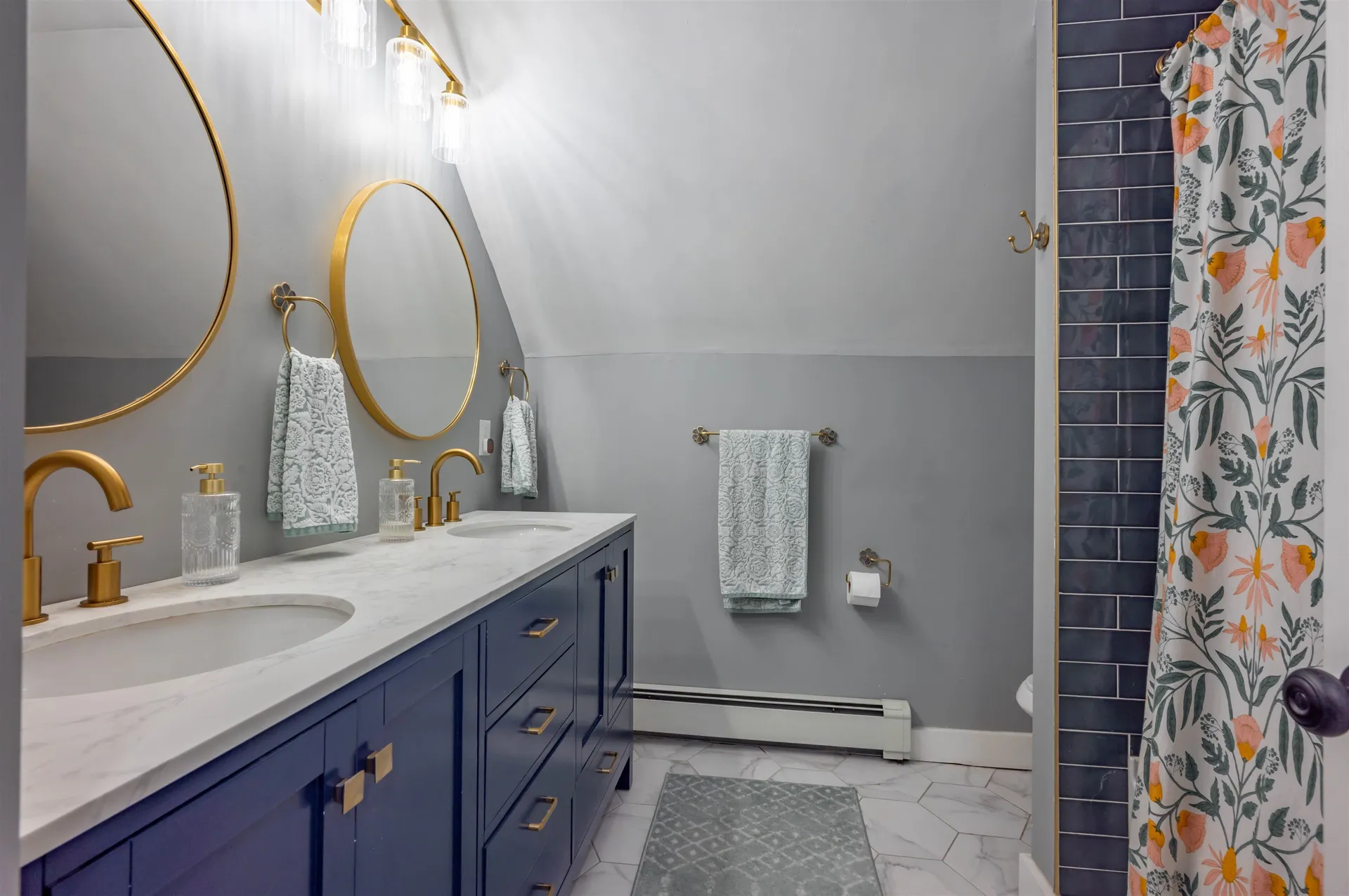 24 Fairview Avenue Derry NH 03038