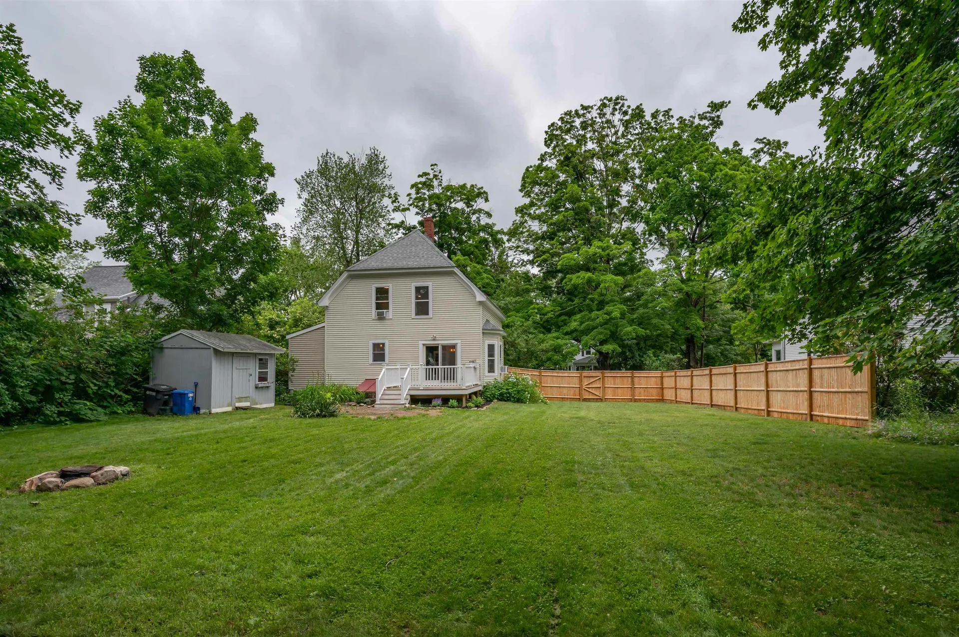 24 Fairview Avenue Derry NH 03038