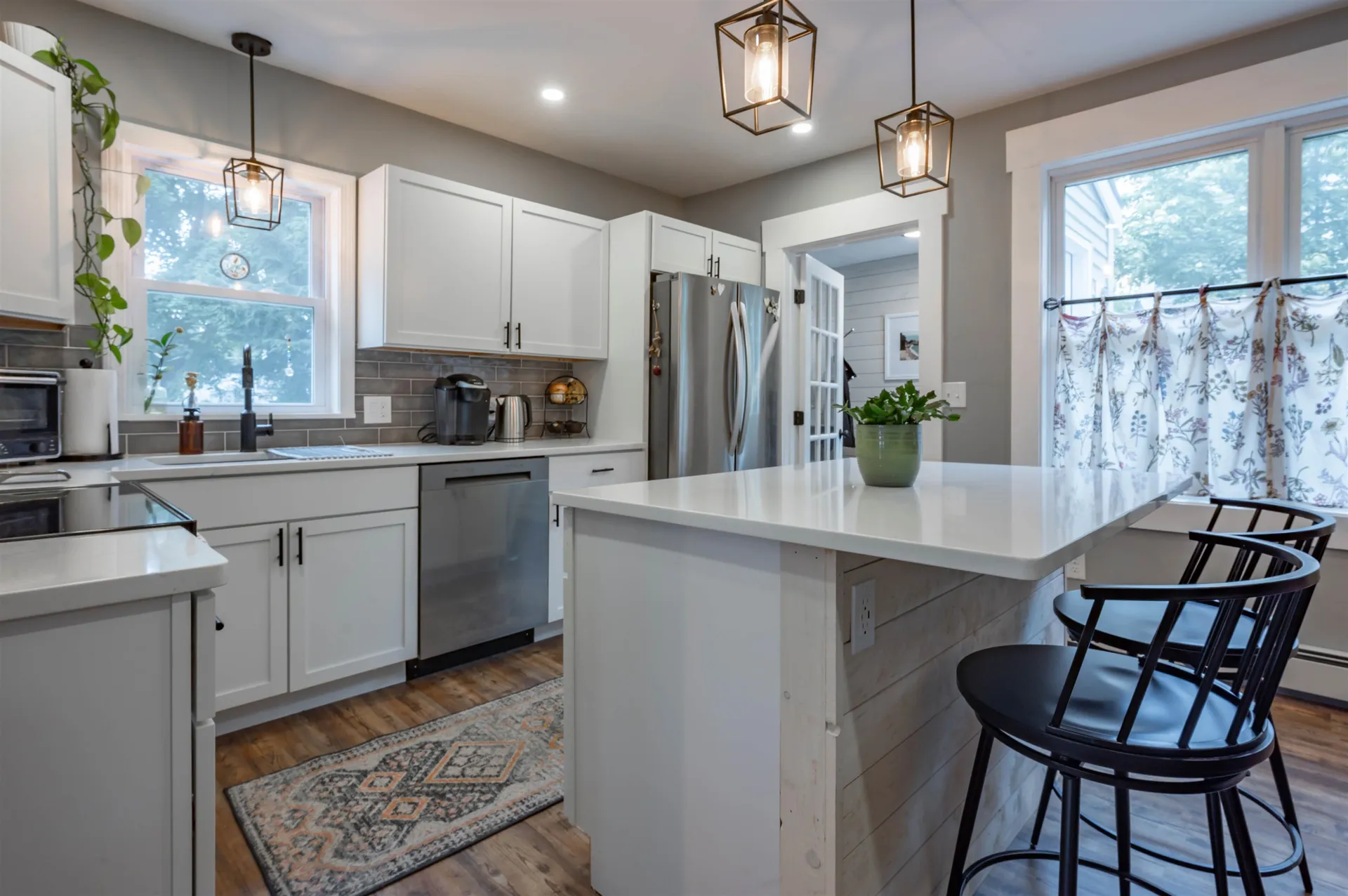 24 Fairview Avenue Derry NH 03038